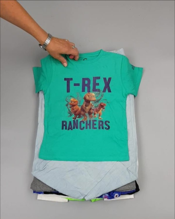 Фотография  557 - CUBUS детский микс лето (Children CUBUS mix)#15 кг, ЛОТ №2511 оптом в Иркутске и Иркутской области