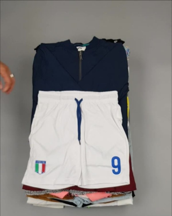 Фотография  400 - CUBUS детский микс лето (Children CUBUS mix)#15 кг, ЛОТ №2511 оптом в Иркутске и Иркутской области