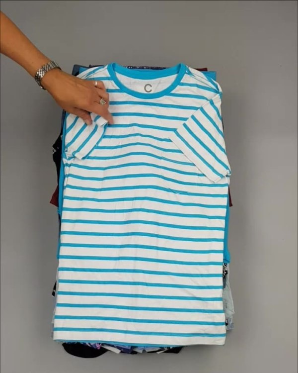 Фотография  777 - CUBUS детский микс лето (Children CUBUS mix)#15 кг, ЛОТ №2515 оптом в Иркутске и Иркутской области