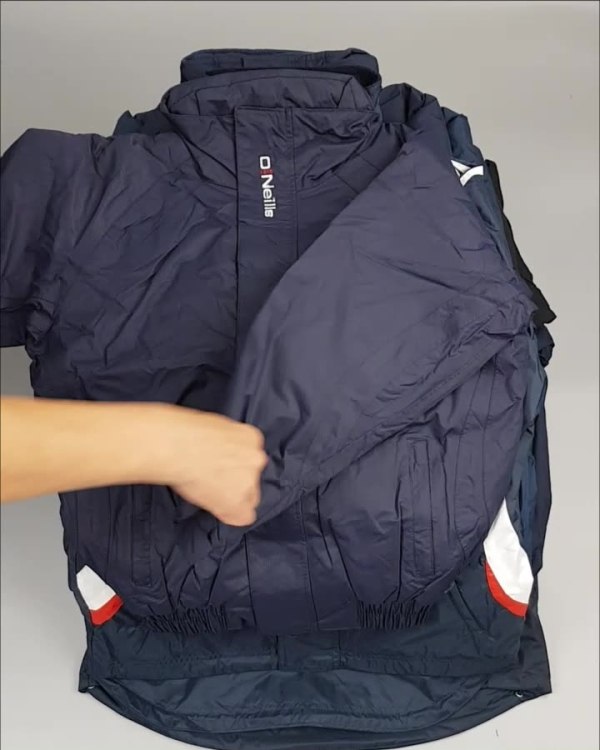 Фотография  467 - Куртки СПОРТ СТОК дети#10 кг , Лот№ 2641 оптом в Иркутске и Иркутской области