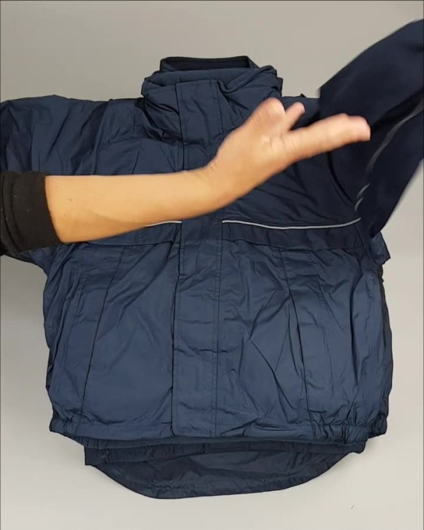 Фотография  115 - Куртки СПОРТ СТОК дети#10 кг , Лот№ 2642 оптом в Иркутске и Иркутской области