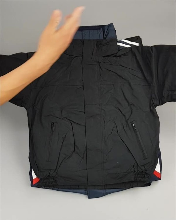 Фотография  489 - Куртки СПОРТ СТОК дети#10 кг , Лот№ 2643 оптом в Иркутске и Иркутской области