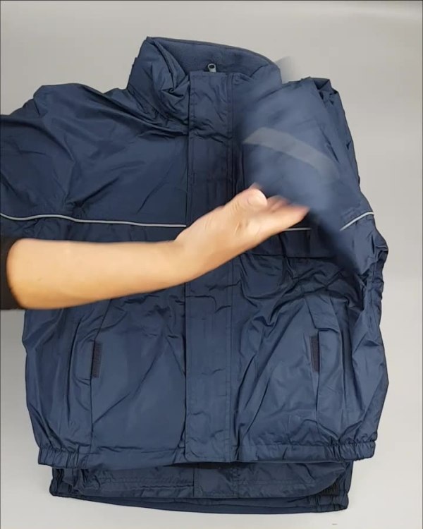 Фотография  836 - Куртки СПОРТ СТОК дети#10 кг , Лот№ 2644 оптом в Иркутске и Иркутской области