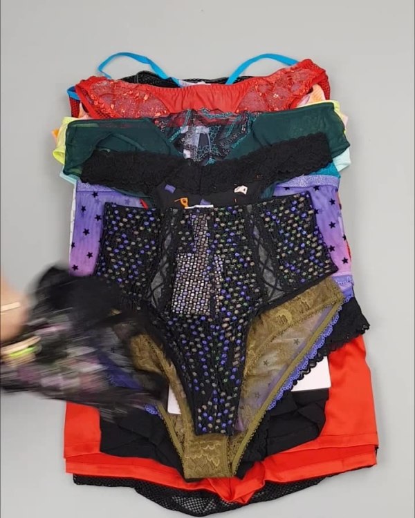 Фотография  882 - Нижнее белье Savage#50 шт, ЛОТ №4037 оптом в Иркутске и Иркутской области