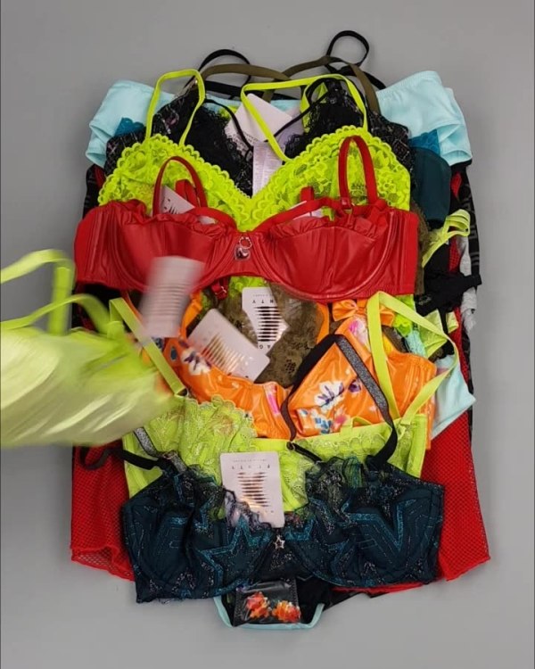 Фотография  335 - Нижнее белье Savage#57 шт, ЛОТ №4043 оптом в Иркутске и Иркутской области