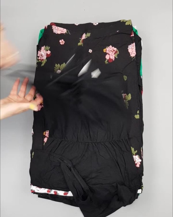 Фотография  397 - CALZEDONIA лето mix#50 шт, ЛОТ №4073 оптом в Иркутске и Иркутской области