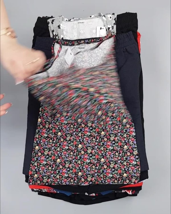 Фотография  157 - CALZEDONIA лето mix#50 шт, ЛОТ №4073 оптом в Иркутске и Иркутской области