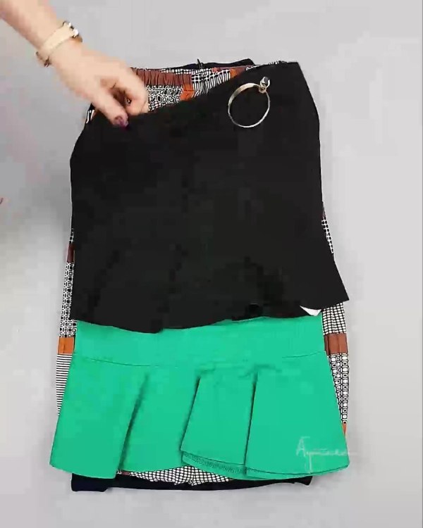 Фотография  824 - Юбки Корея#20 шт, ЛОТ №5061 оптом в Иркутске и Иркутской области