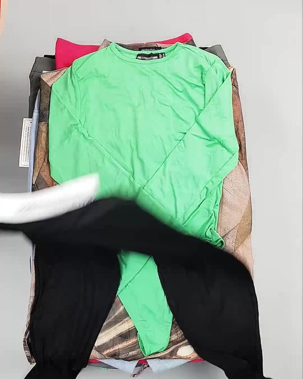 Фотография  671 - Англия СТОК лето#15 кг, ЛОТ №6002 оптом в Иркутске и Иркутской области