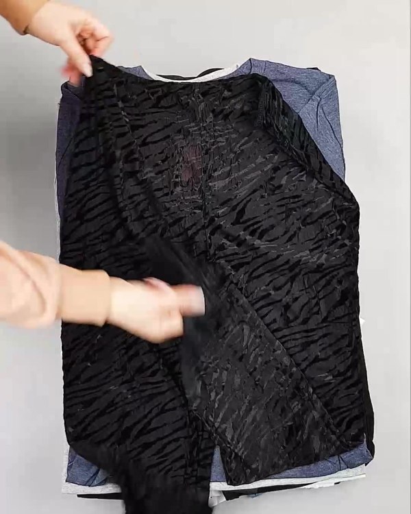 Фотография  559 - Англия СТОК лето#15 кг, ЛОТ №6003 оптом в Иркутске и Иркутской области