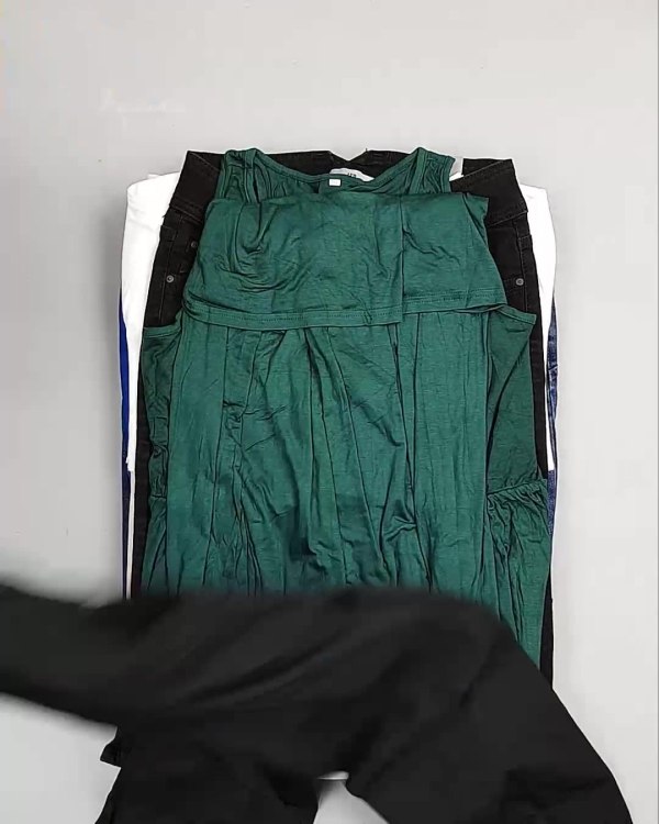 Фотография  392 - Англия СТОК лето#15 кг, ЛОТ №6005 оптом в Иркутске и Иркутской области