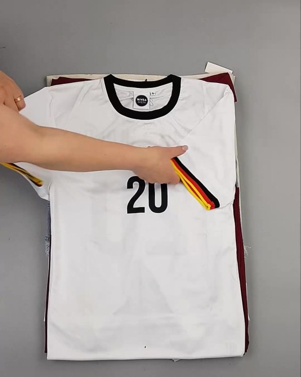 Фотография  656 - Англия СТОК лето#15 кг, ЛОТ №6006 оптом в Иркутске и Иркутской области