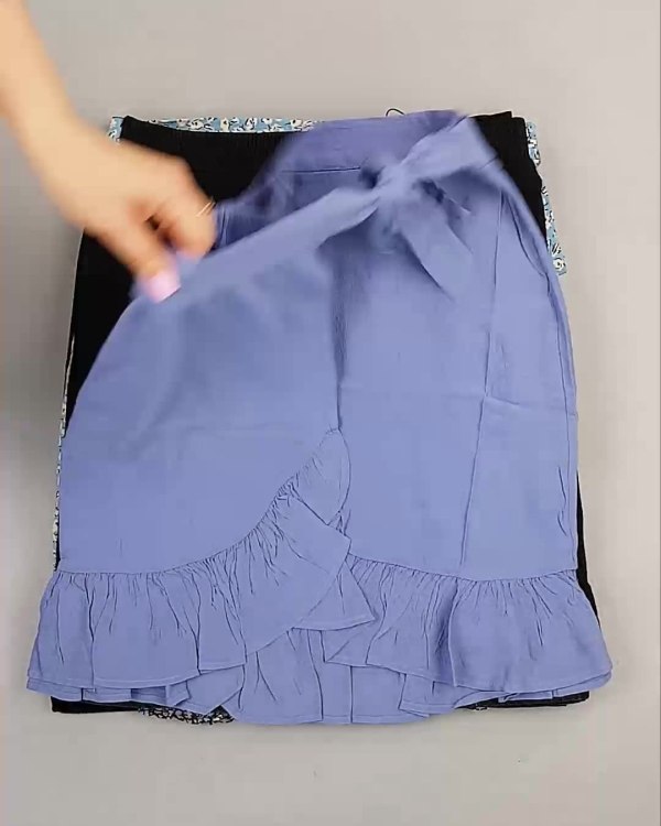 Фотография  821 - Юбки Bestseller 44#5 кг, ЛОТ №6119 оптом в Иркутске и Иркутской области