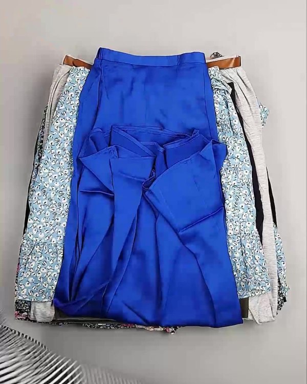 Фотография  561 - Юбки Bestseller 44#5 кг, ЛОТ №6121 оптом в Иркутске и Иркутской области