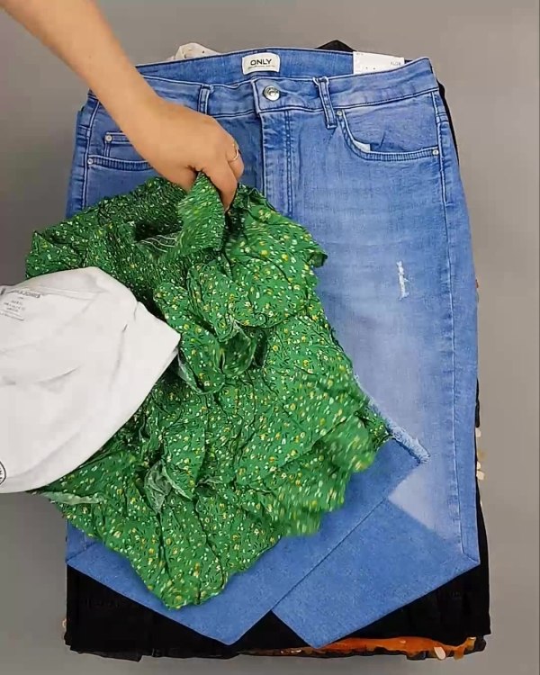 Фотография  400 - DK, Bestseller Summer mix#50 кг, ЛОТ №6186 оптом в Иркутске и Иркутской области