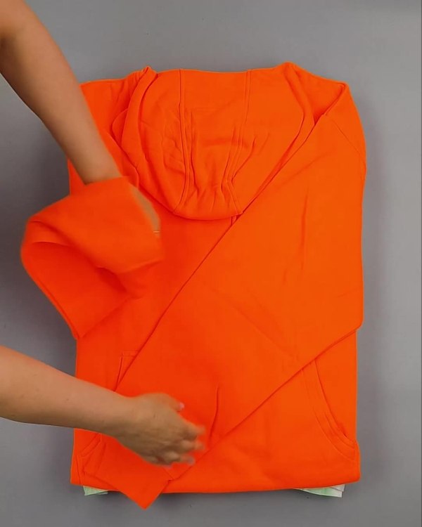 Фотография  222 - Толстовки СТОК CAN 0424#10 кг, ЛОТ №6425 оптом в Иркутске и Иркутской области