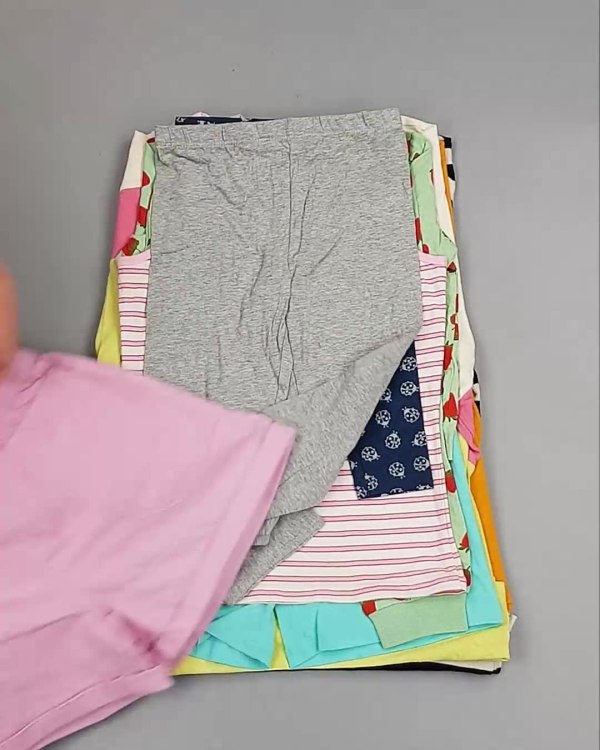 Фотография  909 - TCM Kids лето 074#7 кг, ЛОТ №6668 оптом в Иркутске и Иркутской области