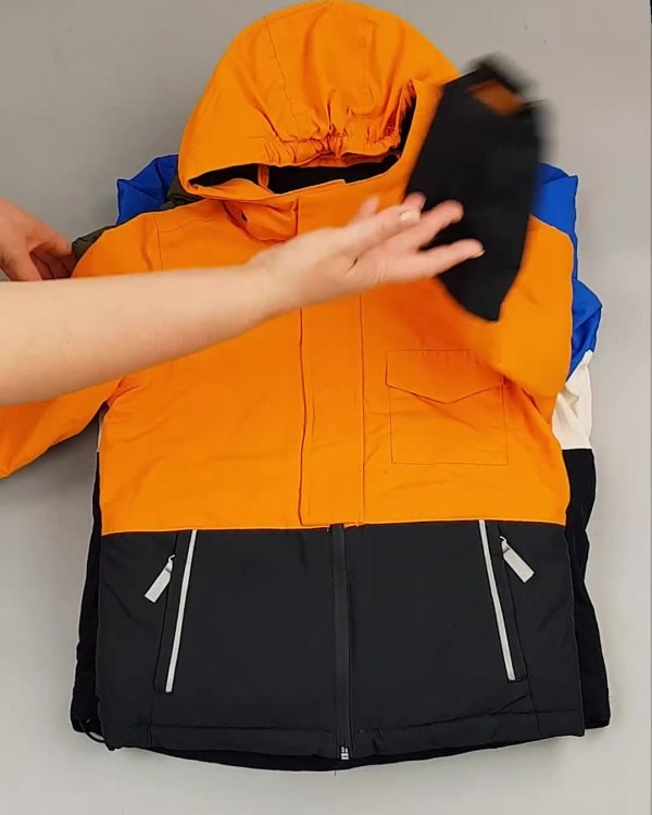 Фотография  609 - Верхняя одежда TCM kids 074#7 кг, ЛОТ №6681 оптом в Иркутске и Иркутской области