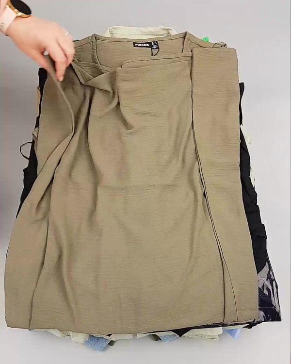 Фотография  756 - ДАНИЯ Summer mix 24#15 кг, ЛОТ №6732 оптом в Иркутске и Иркутской области