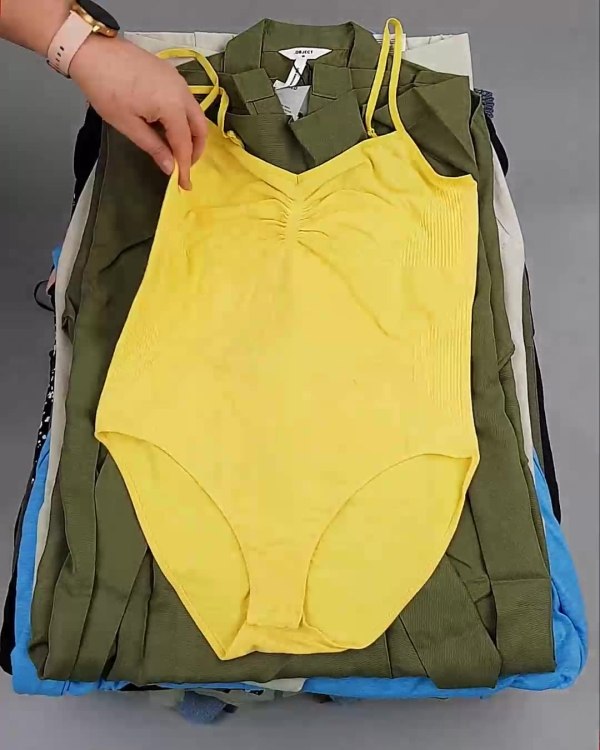 Фотография  442 - ДАНИЯ Summer mix 24#15 кг, ЛОТ №6732 оптом в Иркутске и Иркутской области