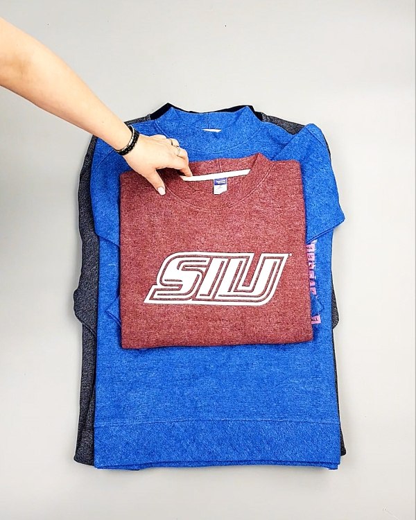 Фотография  550 - SWEATSHIRT CAN 084#10 кг оптом в Иркутске и Иркутской области