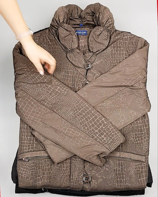 Фотография  539 - Primetta Куртки женские#25 кг оптом в Иркутске и Иркутской области