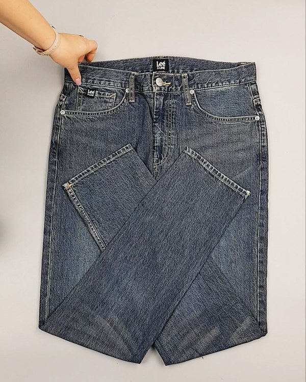 Фотография  814 - Джинсы LEE м/ж#7,9 кг, ЛОТ №7032 оптом в Иркутске и Иркутской области