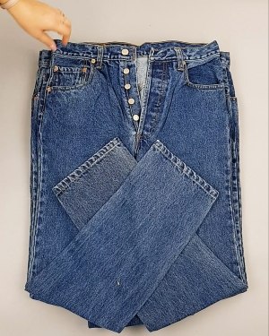 Фотография  580 - Джинсы LEVIS муж #7,7 кг, ЛОТ №7016 оптом в Иркутске и Иркутской области