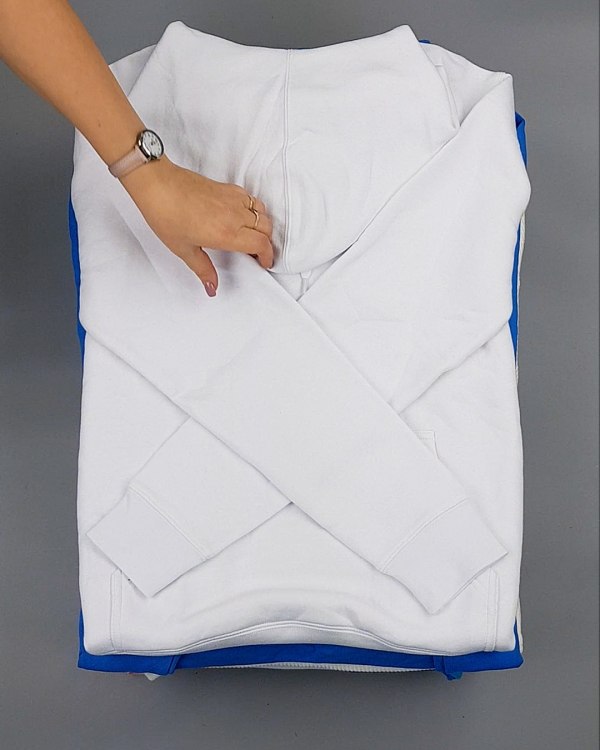 Фотография  446 - HOODIE CAN 084#10 кг, ЛОТ №7033 оптом в Иркутске и Иркутской области