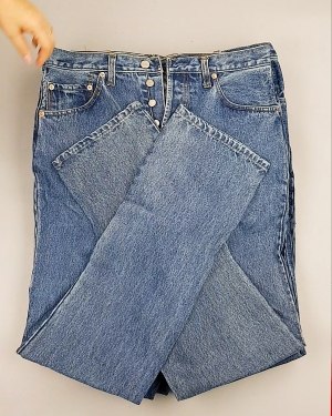 Фотография  610 - Джинсы LEVIS муж #7,6 кг, ЛОТ №7014 оптом в Иркутске и Иркутской области