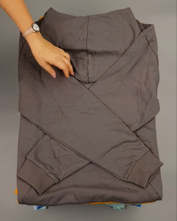 Фотография  305 - HOODIE CAN 084#10 кг, ЛОТ №7034 оптом в Иркутске и Иркутской области