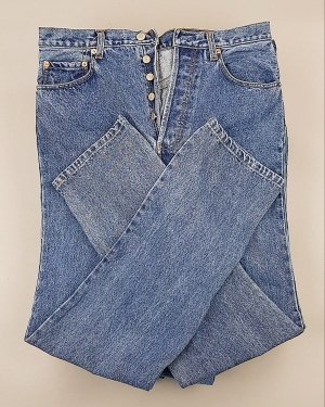 Фотография  909 - Джинсы LEVIS муж #7,6 кг, ЛОТ №7015 оптом в Иркутске и Иркутской области