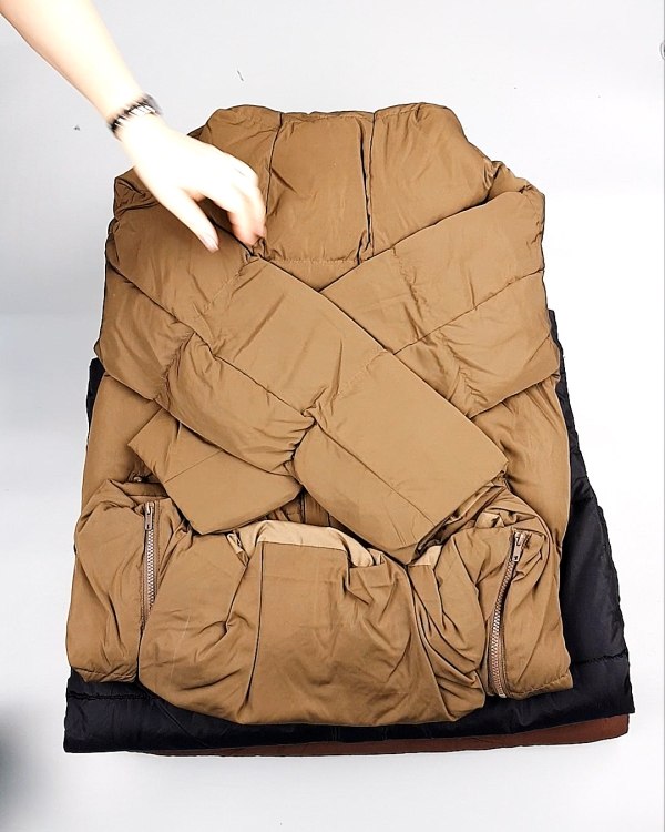 Фотография  902 - Верхняя одежда BESTSELLER Дания 104#10 кг, ЛОТ №7267 оптом в Иркутске и Иркутской области