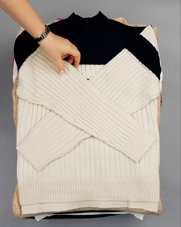 Фотография  701 - Джемпера Bestseller 104#7 кг, ЛОТ №7229 оптом в Иркутске и Иркутской области