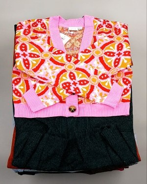 Купить Кардиганы VILA W 104#7 кг, ЛОТ №7384 оптом в Иркутске и Иркутской области