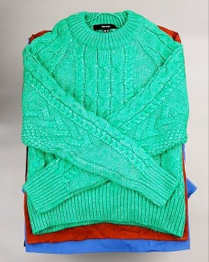 Купить Bestseller Winter mix 104#15 кг, ЛОТ №7347 оптом в Иркутске и Иркутской области