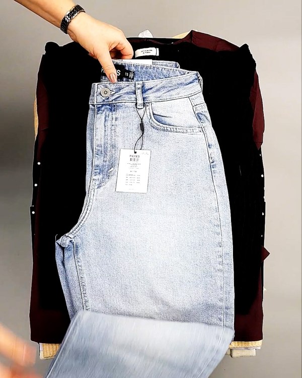 Фотография  553 - Bestseller Winter mix 104#15 кг, ЛОТ №7306 оптом в Иркутске и Иркутской области