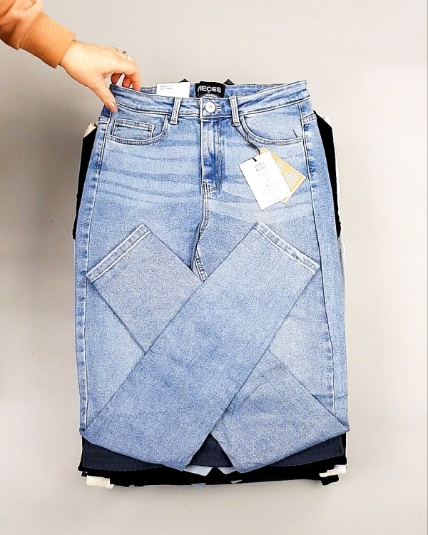 Фотография  327 - PIECES Winter mix 104#15 кг, ЛОТ №7379 оптом в Иркутске и Иркутской области