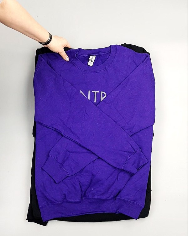 Фотография  753 - Толстовки м/ж (Sweat Tops)#20 кг, ЛОТ №7433 оптом в Иркутске и Иркутской области