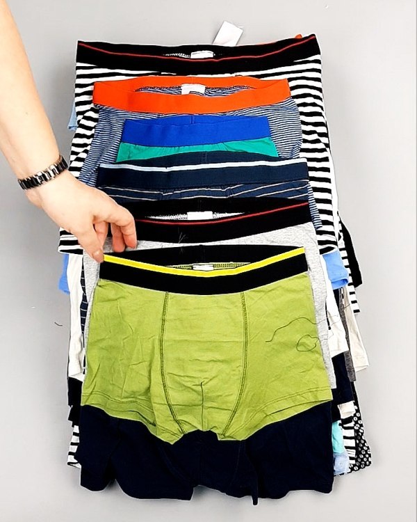 Фотография  959 - Нижнее белье TCM Kids 074#5 кг, ЛОТ №7398 оптом в Иркутске и Иркутской области