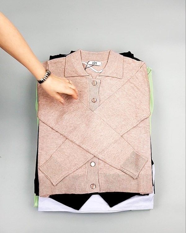 Фотография  225 - Bestseller Winter mix 104#15 кг, ЛОТ №7346 оптом в Иркутске и Иркутской области