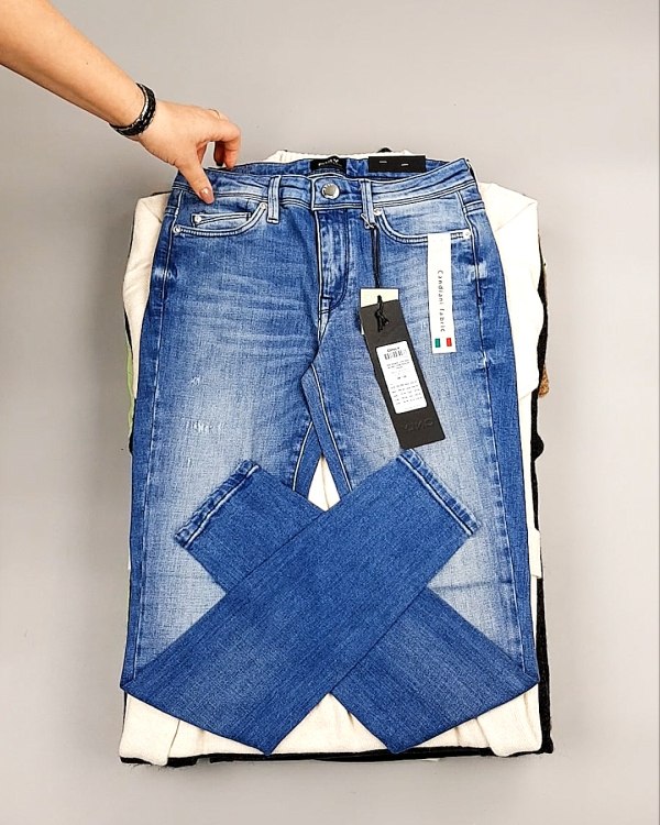 Фотография  745 - Bestseller Winter mix 104#15 кг, ЛОТ №7344 оптом в Иркутске и Иркутской области