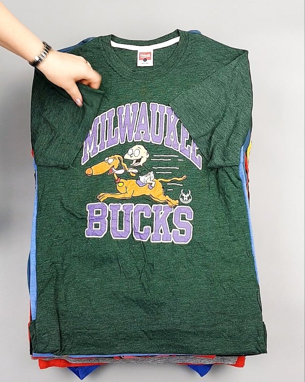 Фотография  966 - HOMAGE CAN 084#10 кг, ЛОТ №7500 оптом в Иркутске и Иркутской области