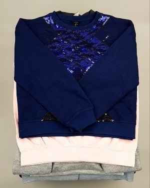 Купить SWEATSHIRT CAN 084#10 кг, ЛОТ №7617 оптом в Иркутске и Иркутской области