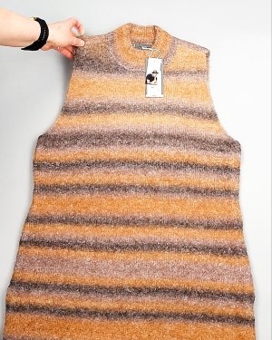 Фотография  934 - Платья СТОК CAN зима 084#7 кг оптом в Иркутске и Иркутской области