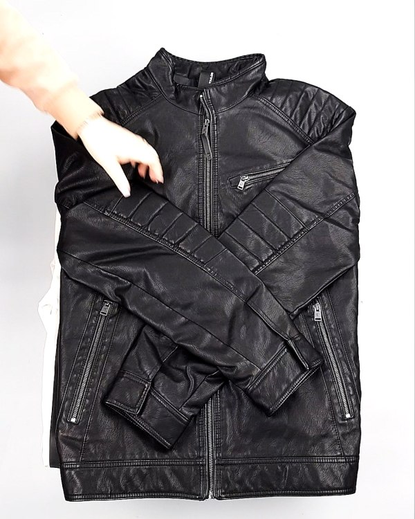 Фотография  464 - Верхняя одежда весна TOM TAILOR 124#7,1 кг, ЛОТ №7580 оптом в Иркутске и Иркутской области