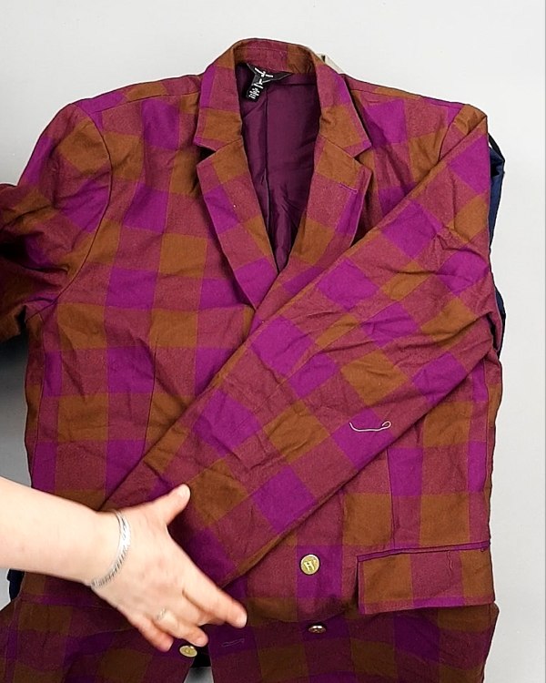 Фотография  479 - Пиджаки муж AMAZON 015#7,8 кг, ЛОТ №7774 оптом в Иркутске и Иркутской области