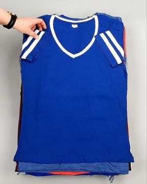 Фотография  808 - Футболки СТОК CAN 084#5 кг, ЛОТ №7839 оптом в Иркутске и Иркутской области