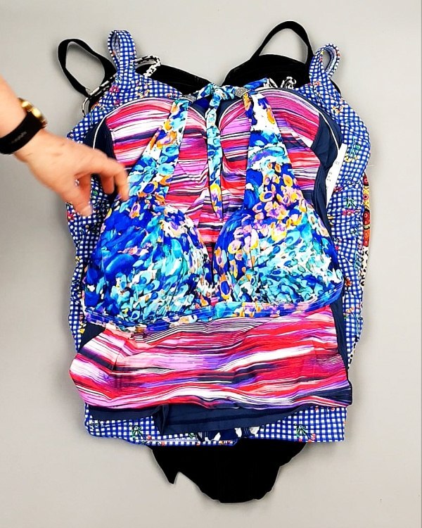 Фотография  726 - Купальники СТОК CAN 124#5 кг, ЛОТ №7688 оптом в Иркутске и Иркутской области