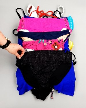 Фотография  321 - Купальники СТОК CAN 124#5 кг, ЛОТ №7690 оптом в Иркутске и Иркутской области